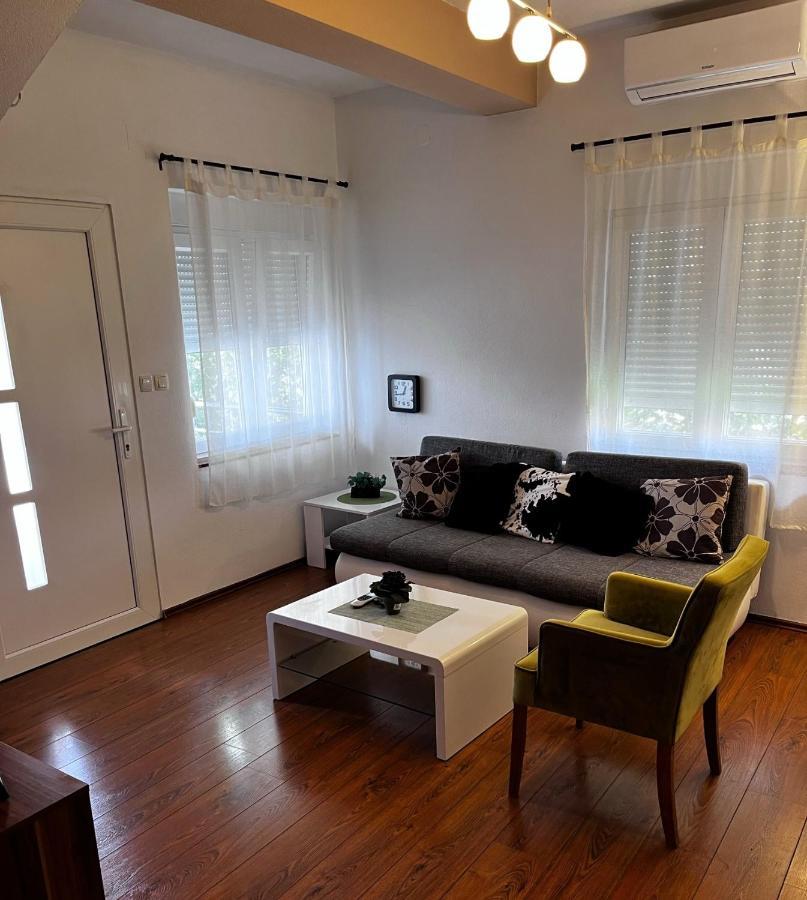 Apartment Karma Zadar Bagian luar foto